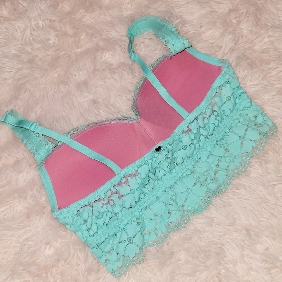 Victoria’s Secret PINK Lace Bra – Size - Picture 2 of 4